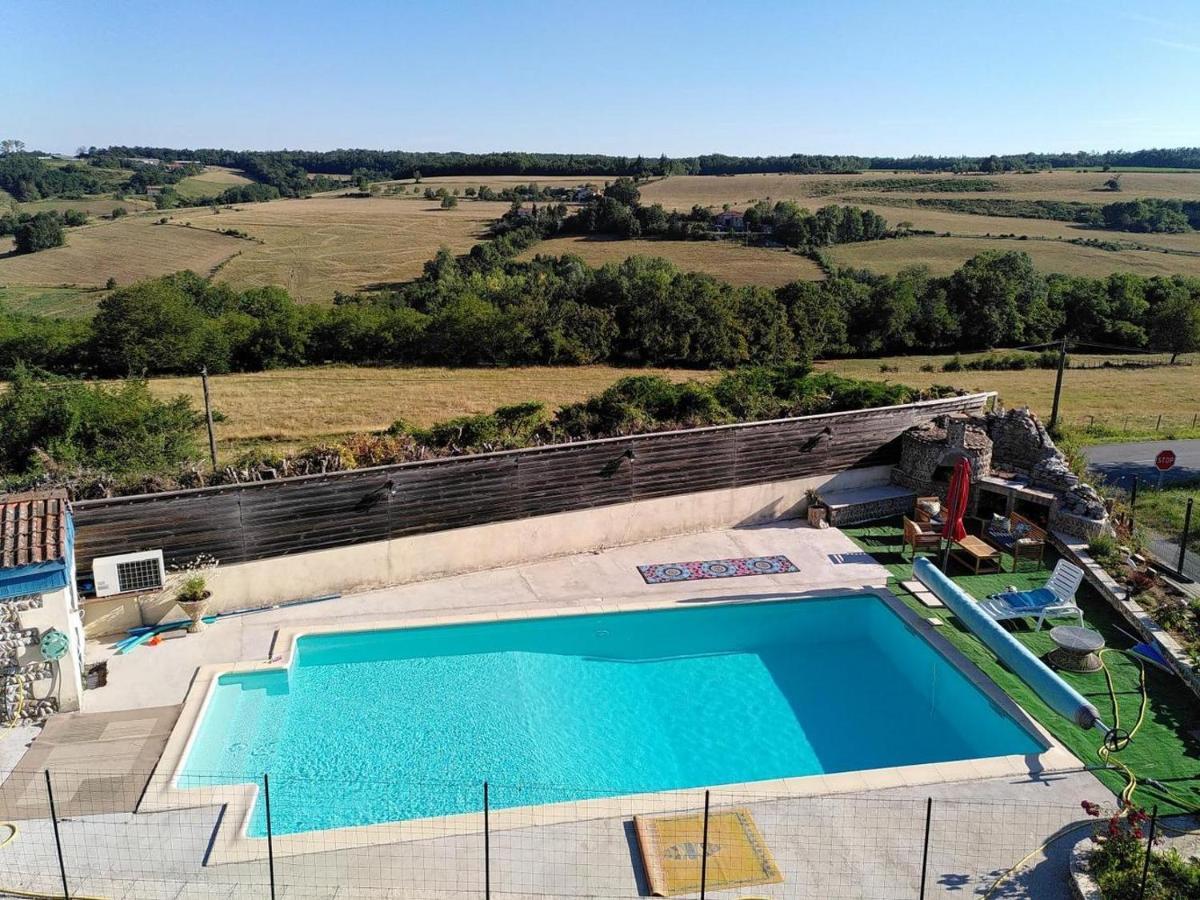 Le Galaveyson Bed and Breakfast Le Grand-Serre Buitenkant foto