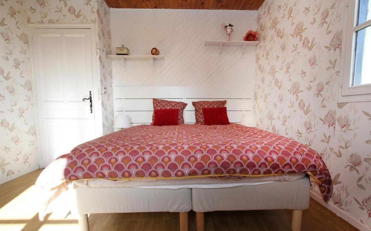 Le Galaveyson Bed and Breakfast Le Grand-Serre Buitenkant foto