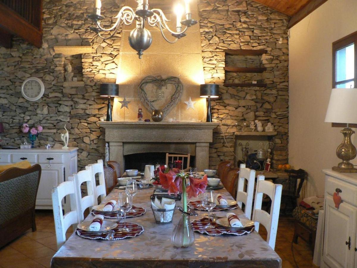 Le Galaveyson Bed and Breakfast Le Grand-Serre Buitenkant foto