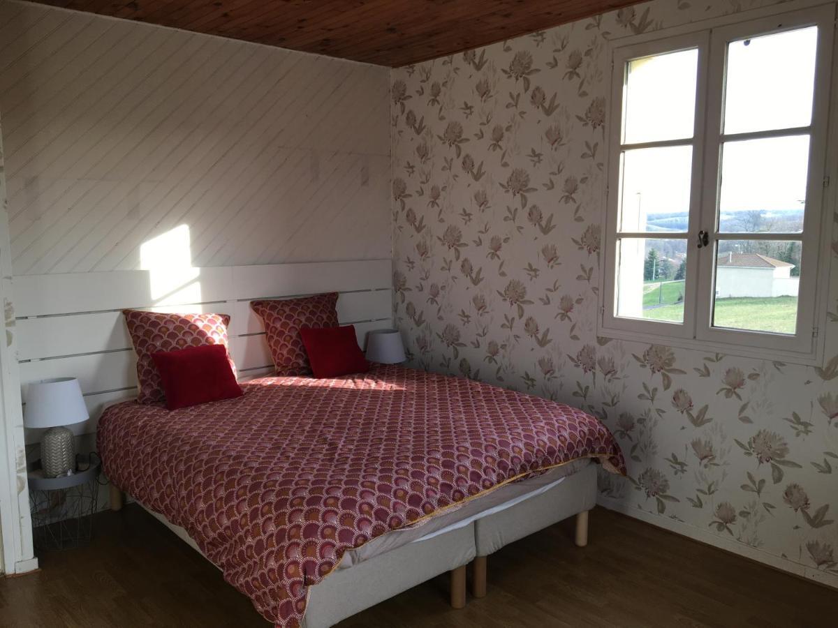 Le Galaveyson Bed and Breakfast Le Grand-Serre Buitenkant foto
